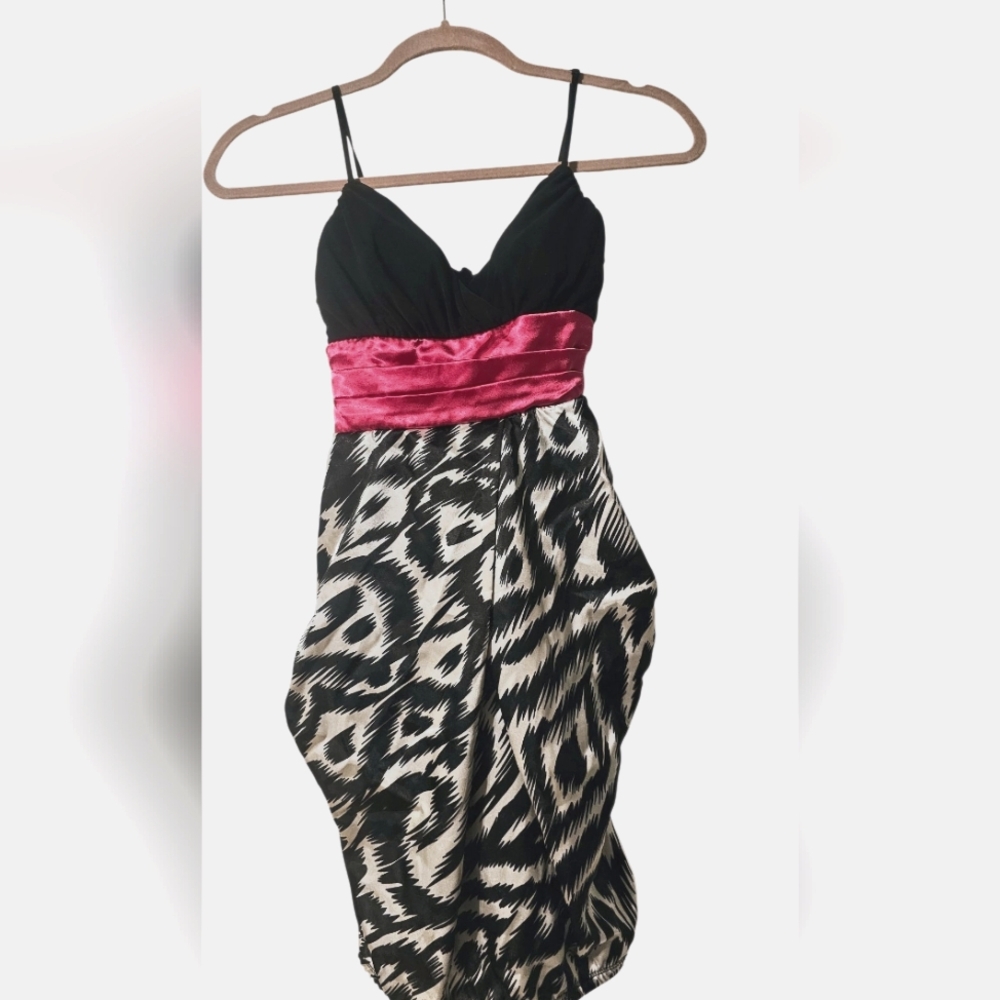 Ruby Rox Black and White Bodycon Midi Dress